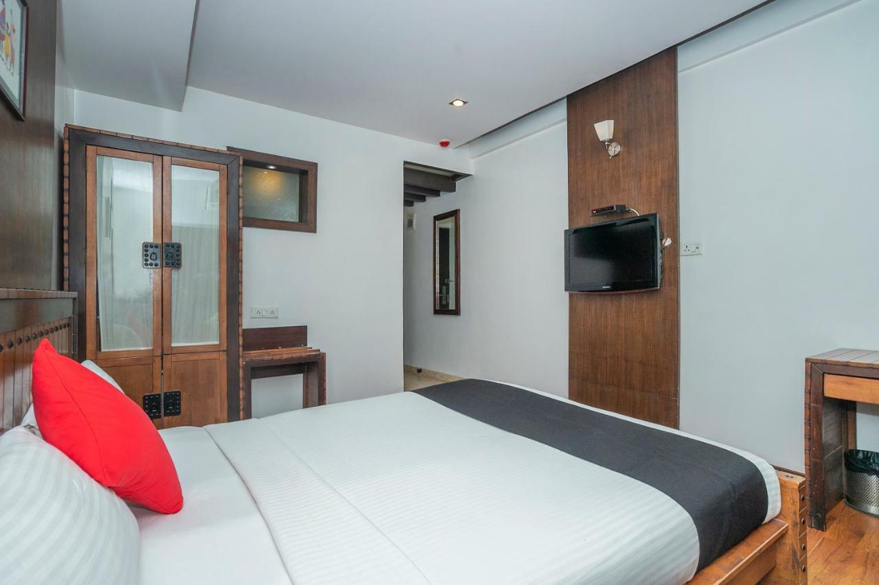 The Elite Royale Aparthotel Bangalore Exterior foto